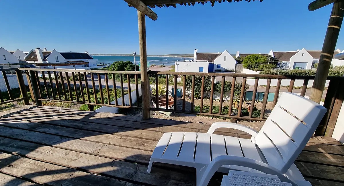 Shalom Self-Catering Guesthouse exterior in Paternoster