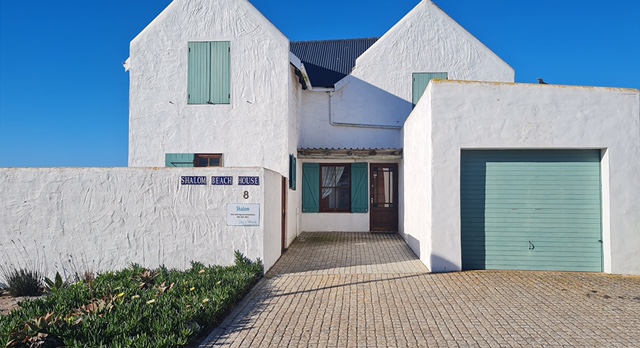 View of Shalom Beach House from the street